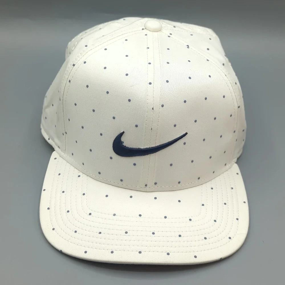 Nike pro aerobill